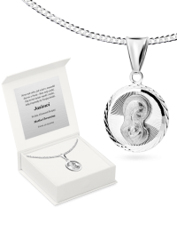 Srebrny łańcuszek z medalikiem W pudełeczku z grawerem z grawerem Lanotti MD484R