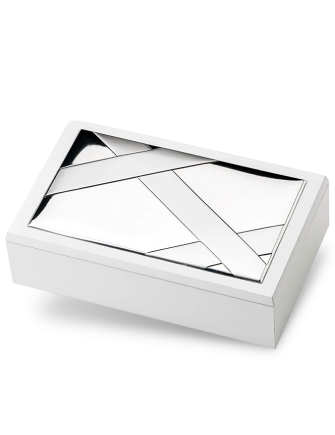 Biała szkatułka na biżuterię Ze srebrnym wieczkiem z grawerem Thilia 453406